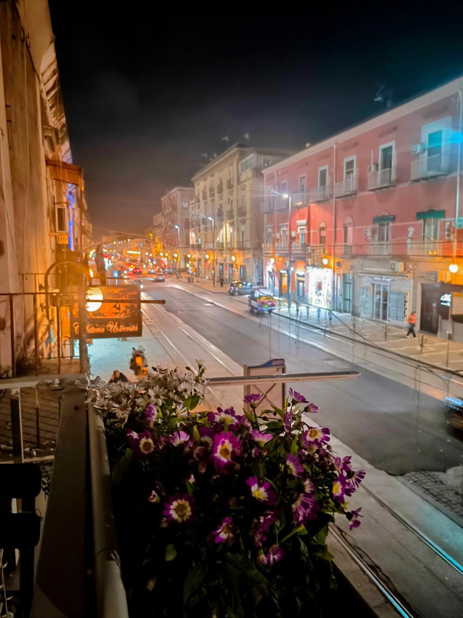Casamira B&B Napoli Centrale エクステリア 写真