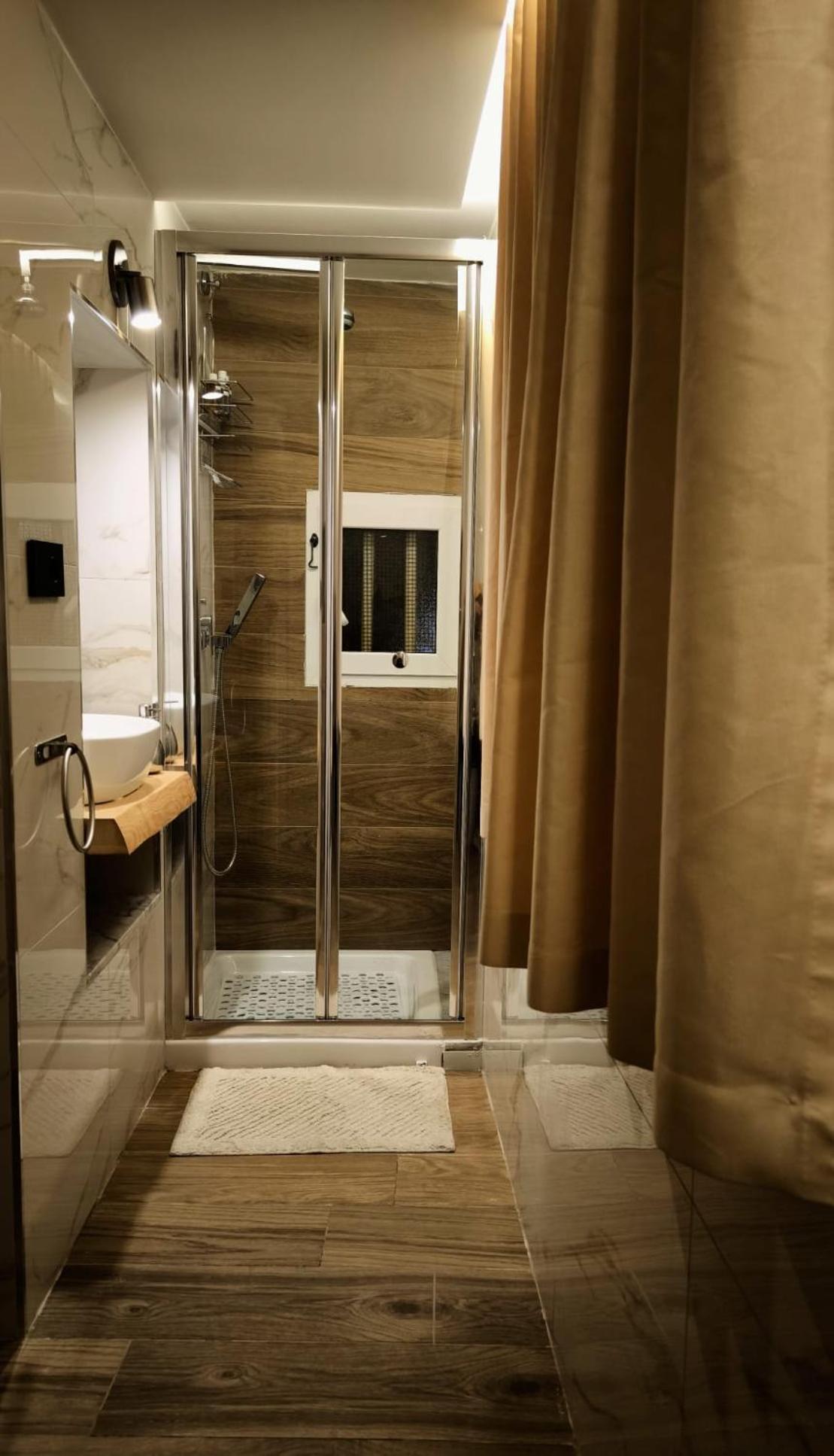 Casamira B&B Napoli Centrale エクステリア 写真