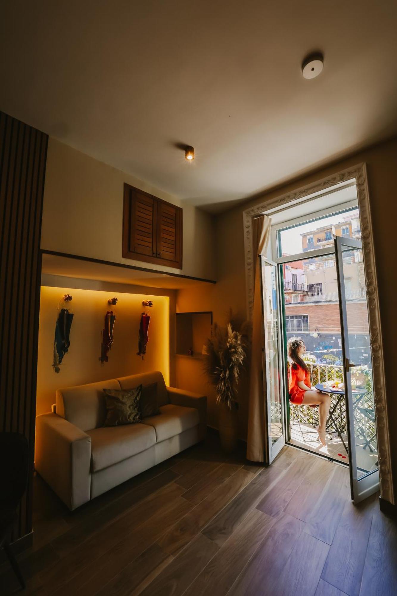 Casamira B&B Napoli Centrale エクステリア 写真